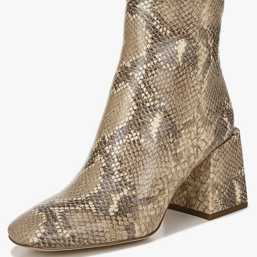 Sam Edelman Beige Snakeskin Ankle Booties size 6.5